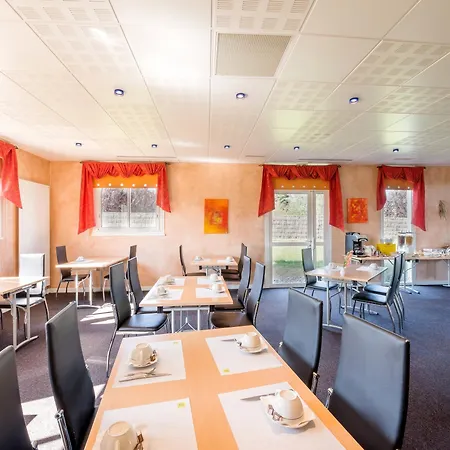Hotellerie Jean מלון Saint-Jean-de-Thouars