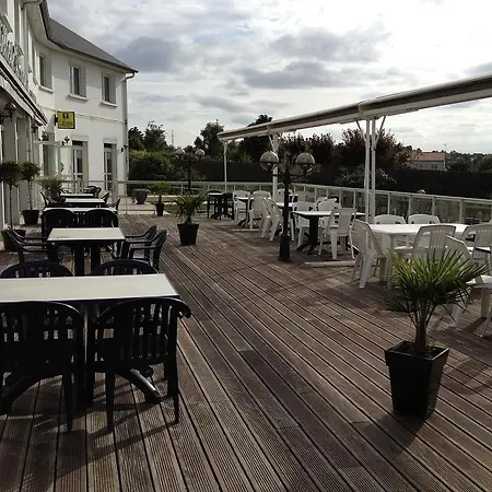 Hotellerie Jean Hotel 2*