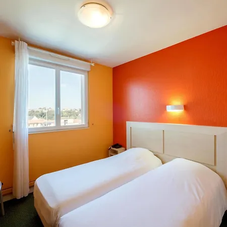 Hotellerie Jean 2*